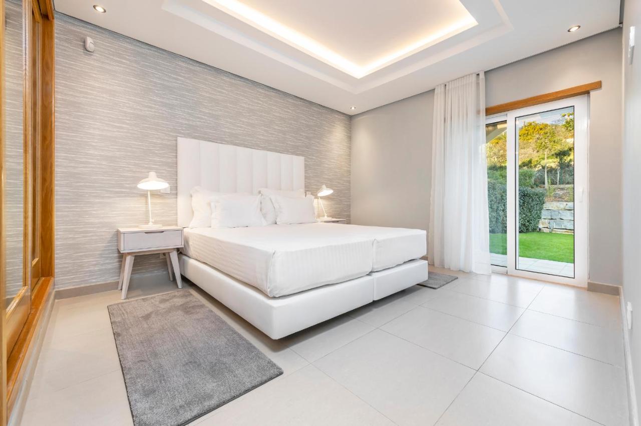 The Crest Guest house